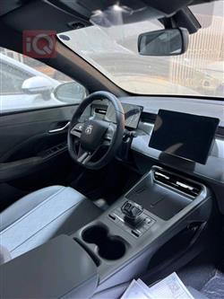 بي واي دي Qin Plus